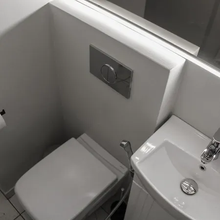 Modern 1br Flat - Great Location * Riga