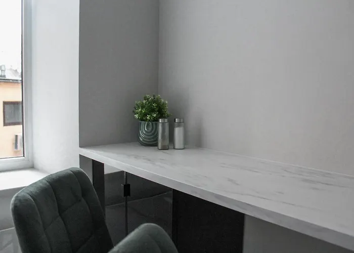 Modern 1br Flat - Great Location