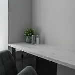 Modern 1br Flat - Great Location