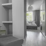 Apartament Modern 1br Flat - Great Location *