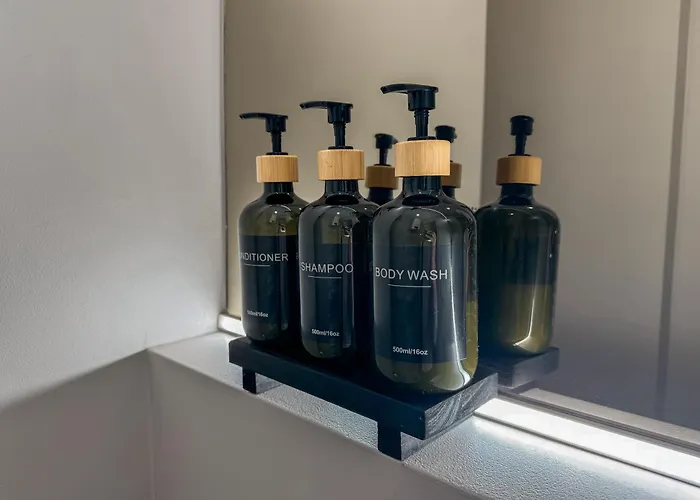 Modern 1br Flat - Great Location