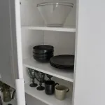 Modern 1br Flat - Great Location Apartment *