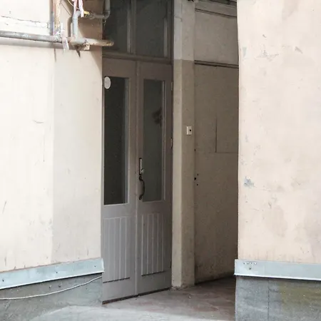 Apartment Modern 1br Flat - Great Location Riga